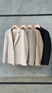 Áo khoác blazer nam hàn quốc màu đen kem 2 khuy cài thương hiệu KJ