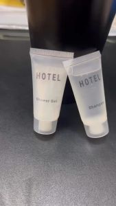 สามารถสั่งทำโลโก้ได้ เจลอาบน้ำ+ แชมพู รีสอร์ท บ้านพัก บ้านพักตากอากาศ สปา ร้านนวด ร้านนวดแคลีนิกเสริมความงามผนไ