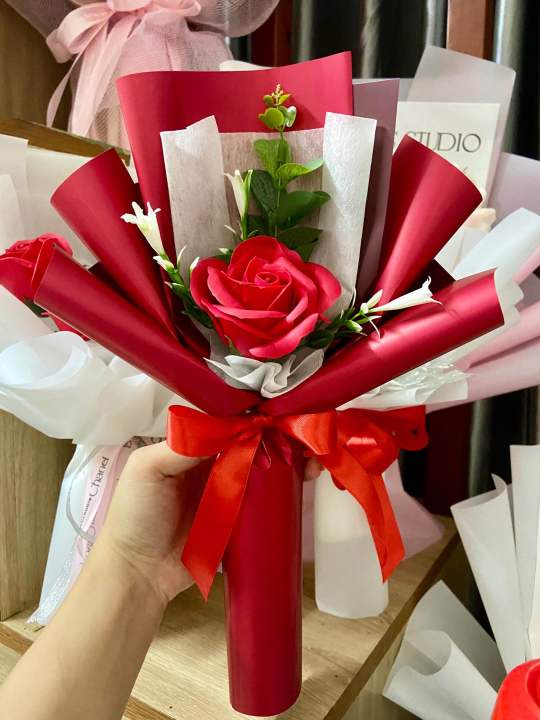 Hoa%20s%C3%A1p%20th%C6%A1m%20b%C3%B3%201%20b%C3%B4ng%20c%C3%B3%20b%E1%BB%8F%20s%E1%BB%89%20s%E1%BB%91%20l%C6%B0%E1%BB%A3ng%20l%E1%BB%9Bn%20-%20Image%201