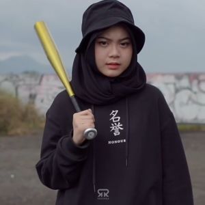sweater mr dee pria dan wanita terbaru