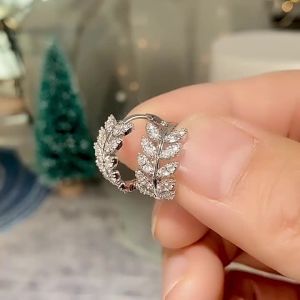 Huitan Delicate Leaf Ear Ring with Shiny CZ for Women Silver Color/Gold Color Fashion Hoop Earrings Fancy Gift 2021 Jewelry
