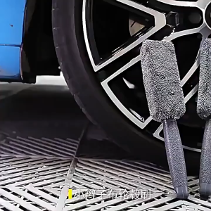 Car Cleaning Brush Portable Car Microfiber Wheel Tire Rim Brush Car Wash Cleaner Car Detailing Brush Dirt Dust Clean (Random Color)