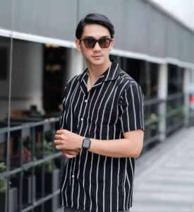 TERLARIS KEMEJA SALUR PRIA DEWASA BANYAK PILIHAN WARNA KEMEJA PRIA LENGAN PENDEK KEMEJA GARIS-GARIS SUPER PREMIUM