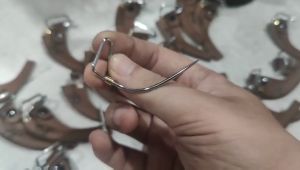 Cựa gà tre size 43