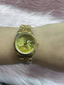 Mariella’s Watch Japan made