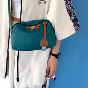 กระเป๋าสะพายข้างผู้หญิงแฟชั่น ผ้าไนลอนกันน้ำ