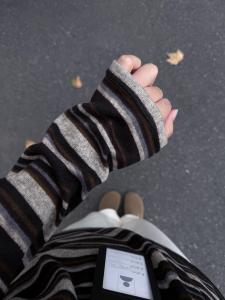 Casual Stripe Knitwear Loose Long Sleeve Outerwear Lazy Style Versatile Top for Early Autumn Korean Style Soft Knitted Shirt