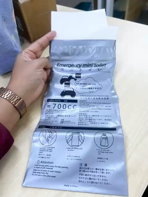 Shiok Living 🚀Outdoor Emergency Urinate Bags Car Mini Toilet 700ml ...