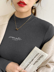 เสื้อยืดคอกลมแขนยาวทรงสลิมฟิตสำหรับผู้หญิงในฤดูหนาว เสื้อชั้นในแบบมีขนแกะสองหน้า ผ้าเดอร์โมน อบอุ่น แฟชั่นเกาหลี