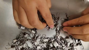 30pcs Fishing Swivel Stainless Fishing Line Connector Fishing Roller Bucket Rotating Ring Interlocking Fishing Tackle for Saltwater Freshwater Fishing Accessories