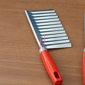 Pisau Gelombang Timun Kentang Piso Gerigi Hias