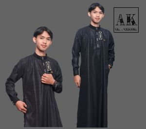 [BEST SELLER] DeJubah - Jubah Baju Gamis Pria Dewasa Hitam Kualitas Bahan Premium Jubah SLIMFIT / GAMIS ARAB / GAMIS PAKISTAN PRIA / JUBAH PRIA DEWASA  / Jubah pria dewasa 2025 / gamis pria dewasa terbaru 2025