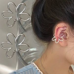 Ins Hollow Flower Fake Pierced Earring Trendys Creative Exaggerated Silver Ear Cuff Bone Clip for Women Girls Aesthetic Jewelry