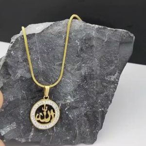 Kalung Liontin Titanium Emas Muslim Pria & Wanita Anti Luntur