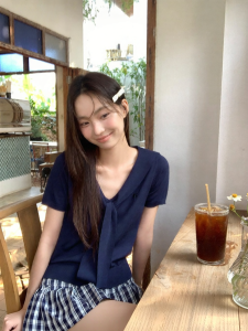 NIHAOKANONG | Áo Thun Ngắn Tay Dệt Kim Thanh Lịch