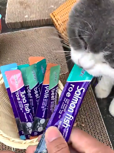 แมวบาร์ ขนมแมวเลีย ขนมกินเล่นแมว โภชนาการขนมแมวเลีย อาหารเปียก สารอาหารบำรุง (วันที่บนบรรจุภัณฑ์คือวันที่ผลิต)