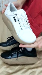 SHOEVO Sepatu Platform Polos Wanita Hak Tebal Sneakers Korea Sport Shoes Casual Puith/Hitam ST059