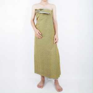 ผ้าถุงลายไทยลายดอก [ฟรีผ้าขนหนูนาโน] ตราแมวคู่ – เย็บสำเร็จ สีสวย พิมพ์ลายคมชัด แถม1ขนหนู15*30