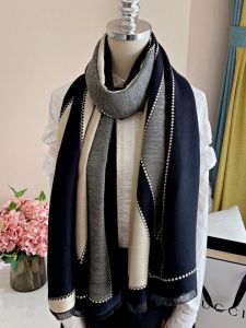 K-style Scarf Womens Winter Shawl Minimalist Elegant Color Stitching Thickened Heattech Double-Sided Cashmere-like Dual-Use Long Scarf