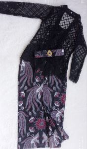 satu set kebayabali rokwiron motip burung merak