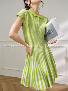 PlumJan | Đầm Knit Sọc Cổ Eo Trẻ Trung