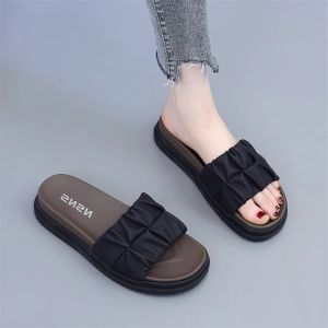 Genuine Leather Soft Bottom Sandals Womens Outdoor Wear Spring New Style Summer Match Skirts Thick Heel Slip-On Shoes