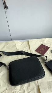 กระเป๋าอเนกประสงค์หนังแท้ พร้อมสายสะพาย กระเป๋าสะพายหนังแท้ กระเป๋า PARAGON