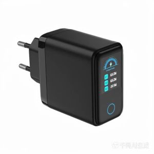 PD67W GaN Fast Charger USB Type C With LCD Digital Screen Display Mobile Phone Adapter For iPhone 17 16 15 Samsung Xiaomi Huawei