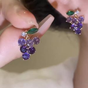 Elegant Purple Zircon Grape Stud Earrings 925 Silver Needle Womens Fashion Jewelry Ear Jewelry Cluster Earrings