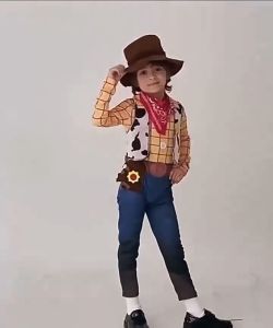 Disney Toy Story Woody Costume for Kids Western Cowboy Role Play Costume Book Characters Kids Halloween Carnival Party Cosplay Performance Boys Clothing
