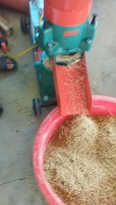 Lô Máy Ép Cám Viên Kèm Sàng 3ly