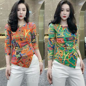 Irregular Printed Tight T-shirt for Women Spring/summer New Retro Foreign Style Long Sleeved Versatile Top