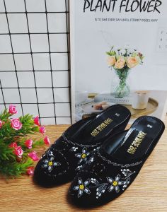 Dép Hài nhung kết cườm làm quà tặng mừng thọ ông bà