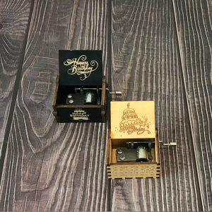 Wooden Music Box / Retro Style / Gift Birthday / Kotak Musik Engkol Tangan / Untuk Hadiah Liburan