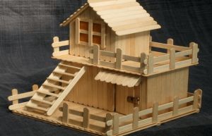 KERAJINAN TANGAN dari stik ES KRIM/RUMAH MINIATUR