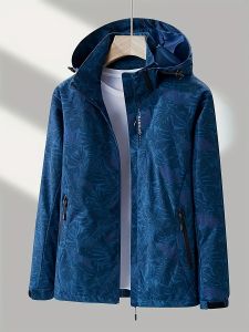 MenS Lightweight Hooded Raincoat with Camouflage Pattern Zipper Pocket Durable Polyester Machine Washable Casual Sty