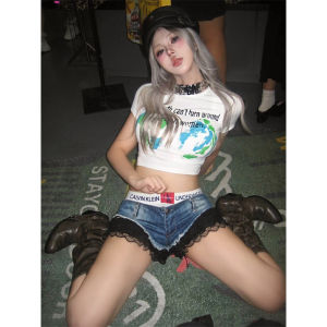 Y2k Millennium เซ็กซี่ เอวต่ํา เดนิม กางเกงขาสั้น ผู้หญิง สไตล์อเมริกัน Spliced ลูกไม้ ร้อน กางเกง ฤดูร้อน ผ้าฝ้าย Bomb เดนิม กระเป๋าที่กระโปรงผู้หญิง