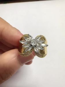Huitan Women Two Tone Ring Flower Design Elegant Wedding Engagement Accessories Inlaid Shining Cubic Zirconia Fashion Jewelry