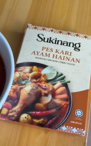 Sukinang Paste Hainanese Curry Chicken