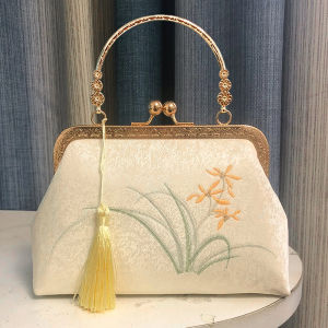 New Arrival Original Embroidery Handmade Kisslock Bag Ancient Chinese Style for Cheongsam Crossbody Bag for Women Wedding Small Handbag