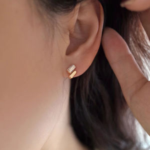 Exquisite S999 Pure Silver Needle Womens Micro-Paved Rhinestone Fashionable Simple Earrings Original Design Fresh out Winter