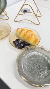 จานพลาสติก จานใส่อาหาร ขอบทอง หรูหรา