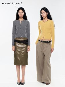 กวีประหลาดขนสัตว์เต็มถักคอกลม เสื้อสเวตเตอร์ คาร์ดิเกน ผู้หญิง แฟชั่นสไตล์การเดินทางแขนยาวความยาวปกติ เสื้อโค้ท