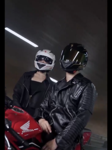 【🚚Ready Stock🚚】New national standard 3C certification AXK/AKA motorcycle helmet full face dual visor Double Mirror Helmet Motorcycle Full Face Anti-Scratch And Wind-Proof With ICC Sticker Miorr Motorcycle Full Face Helmet with ICC