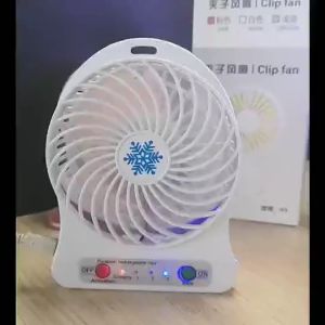 Quạt mini tích điện cầm tay để bàn kèm pin sạccáp sạc quạt mini có đế