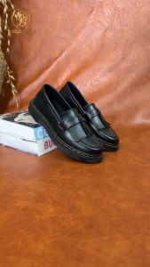 SPC PITUNG - SEPATU PANTOFEL SLIP ON PRIA FORMAL KERJA KANTOR - LOAFERS DOCMART KASUAL WARNA HITAM