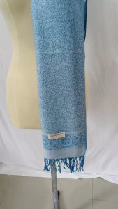 ผ้าพันคอ ผ้าคลุมไหล่ ผ้าพลาสมีน่า