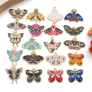 จี้รูปผีเสื้อลายการ์ตูนสีสันสดใส จี้รูปสัตว์ผสมโลหะผสม จี้รูปผีเสื้อ DIY สร้อยข้อมือ สร้อยคอ เคสกุญแจ อุปกรณ์ตกแต่งเครื่องประดับ