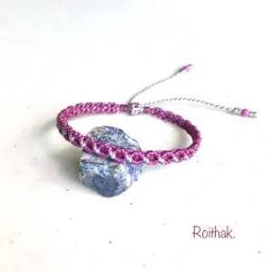 สร้อยข้อมือเชือกถัก Macrame สีม่วง สลับ สีเทาเงิน