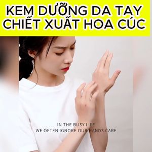 Kem Dưỡng Da Tay LAIKOU Camomile Hand Cream Chiết Xuất Hoa Cúc Tuýp 30g – Phục Hồi Da Tay Tổn Thương Chống Khô Da Nứt Nẻ Dưỡng Da Sáng Mịn Màng